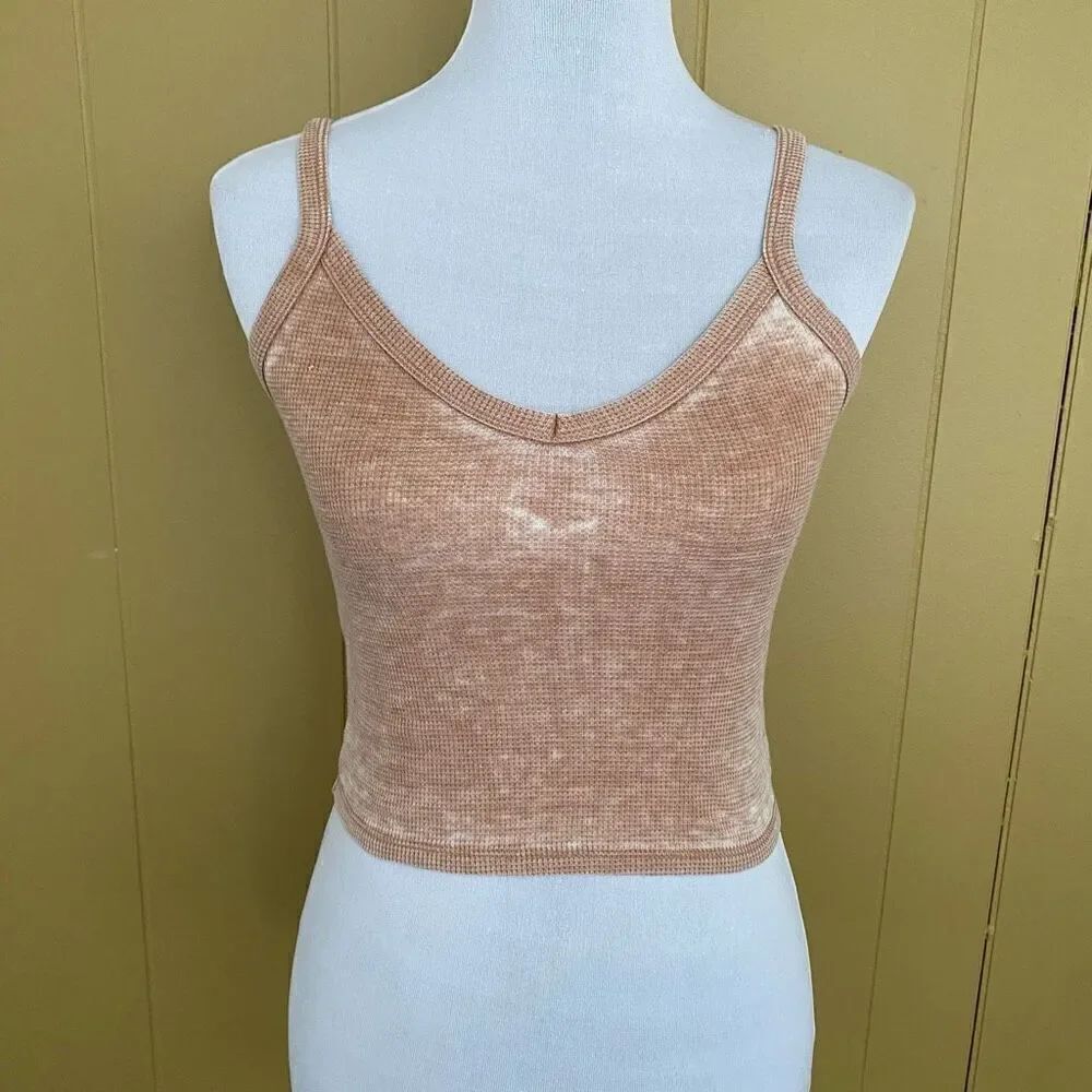 American Eagle women XS Distressed tan & white textured crop tank top